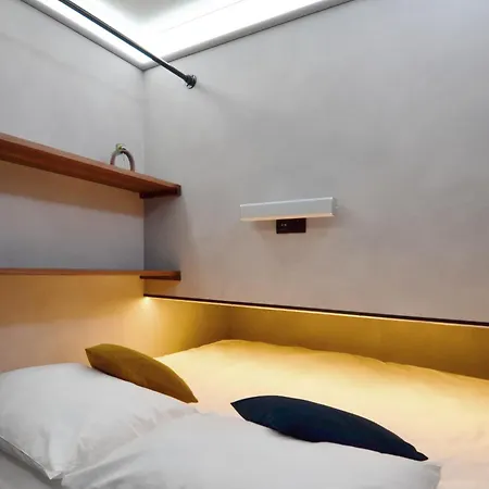 The Hyve Capsule 암스테르담