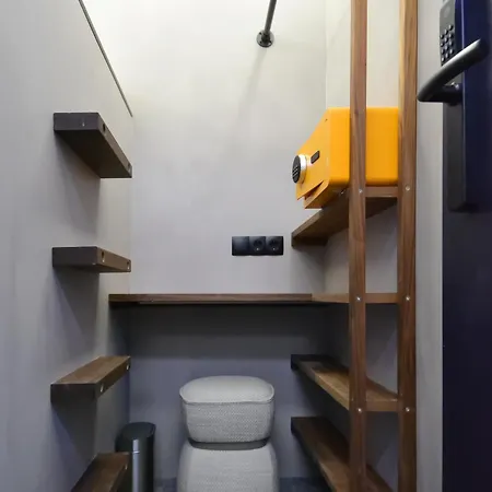 Hostel The Hyve Capsule