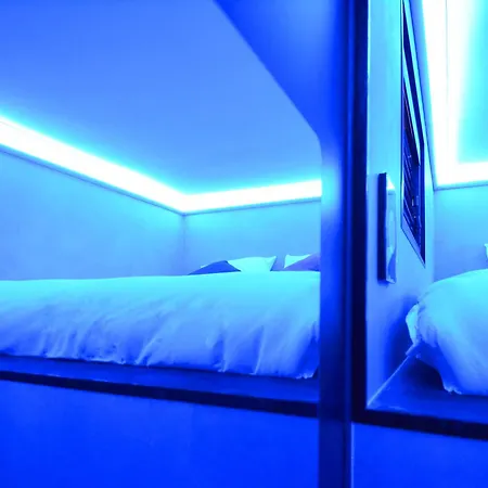 胶囊旅馆 The Hyve Capsule 阿姆斯特丹