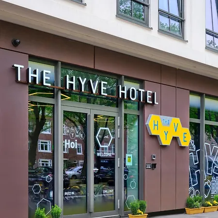 Отель The Hyve Capsule Amsterdam 2*
