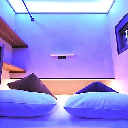 Hotel The Hyve Capsule Amsterdam Amsterdam
