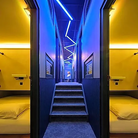 The Hyve Capsule Amsterdam