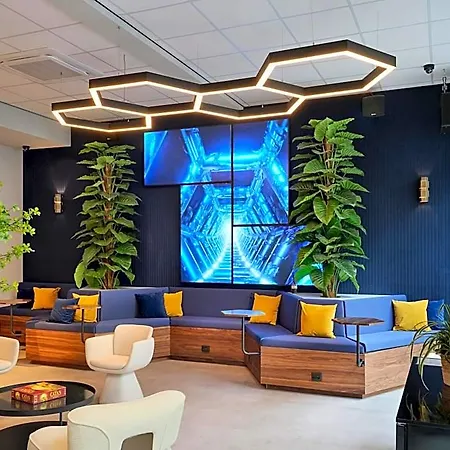 The Hyve Capsule Amsterdam
