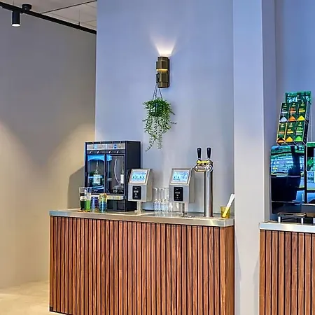 The Hyve Capsule Amsterdam Hotel