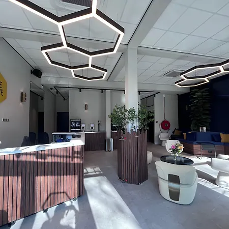 Hotel The Hyve Capsule Amsterdam