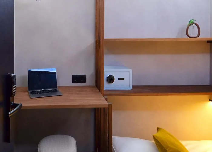 ホステル The Hyve Capsule アムステルダム