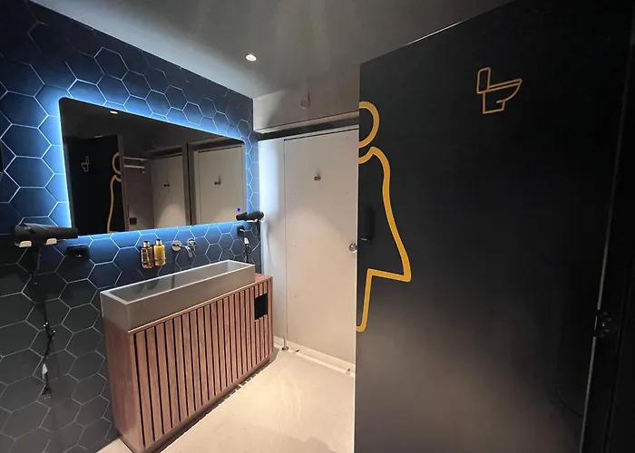 Hostal The Hyve Capsule *