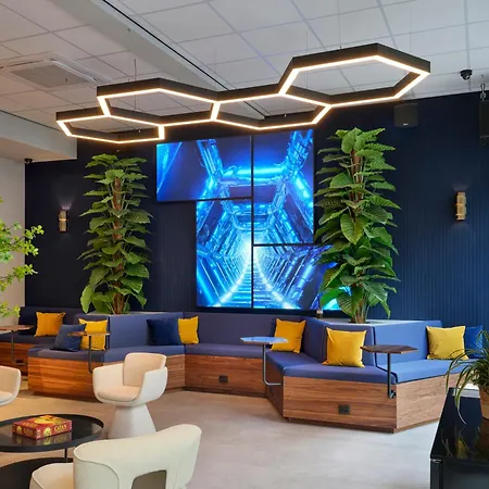 The Hyve Capsule * アムステルダム